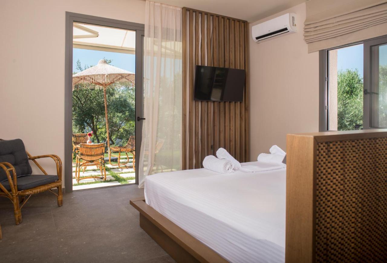 Elaia Grove Villa Kalamata Exterior photo
